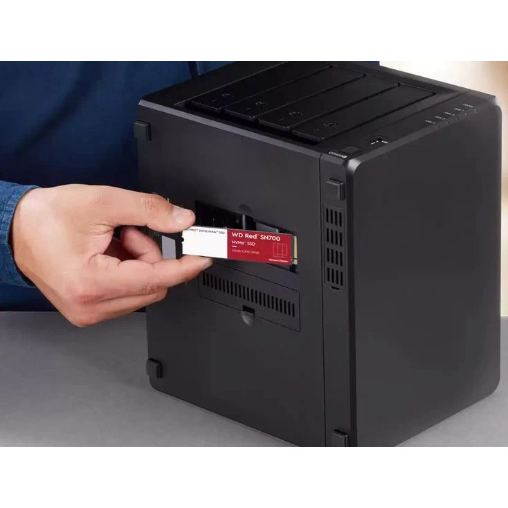 Твердотельный накопитель Western Digital WD Red SN700 500Gb WDS500G1R0C
