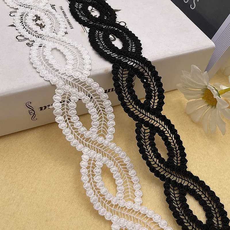 

3 Yards Computer Embroidered Bilateral Lace Hollow Out White Milk Silk Water Soluble Embroidery Barcode Lace Garment Accessories