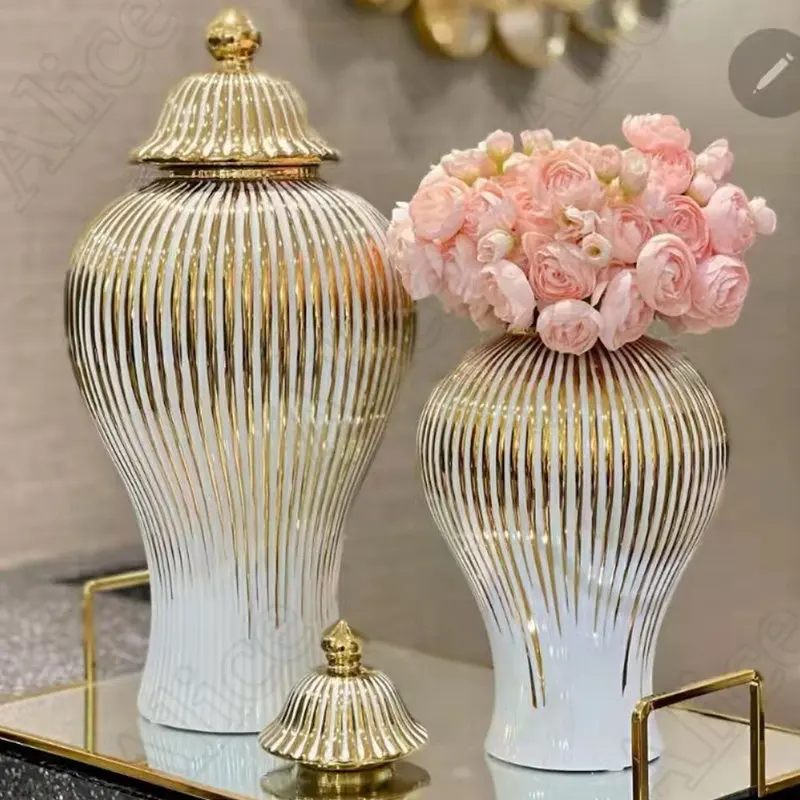 

Современная керамическая ваза для цветов с золотыми линиями, украшение в европейском стиле для гостиной, веранды, ТВ-кабинета, настольные вазы, украшение для спальни, банка