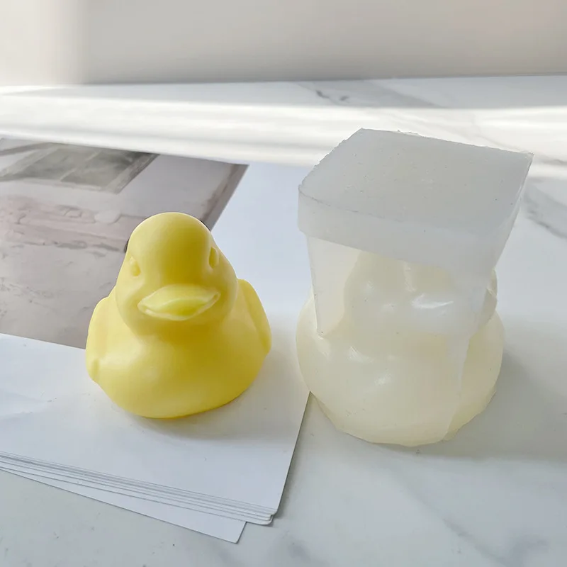 

New Ins Little Yellow Duck Candle Silicone Mold for DIY Handmade Aromatherapy Candle Ornaments Handicrafts Soap Mold Hand Gift