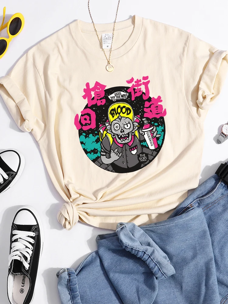 

Graffiti Man Walking Back To The Street T-Shirts Womens Street Harajuku Tshirts Casual Sports Tops Summer Cool T Shirts Women'S