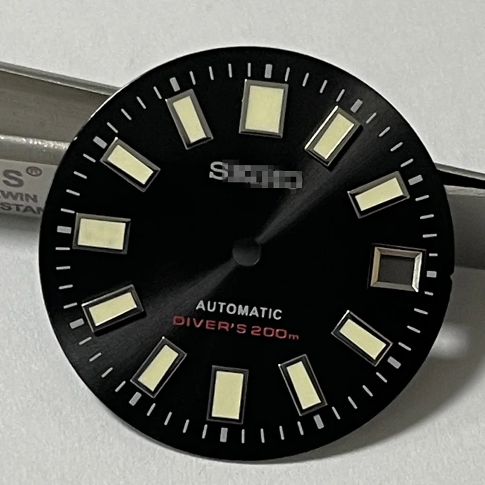 

Watch Parts 28.5mm Black/Green Luminous Marks Date Window 62MAS Style Suitable For NH35 Automatic Movement