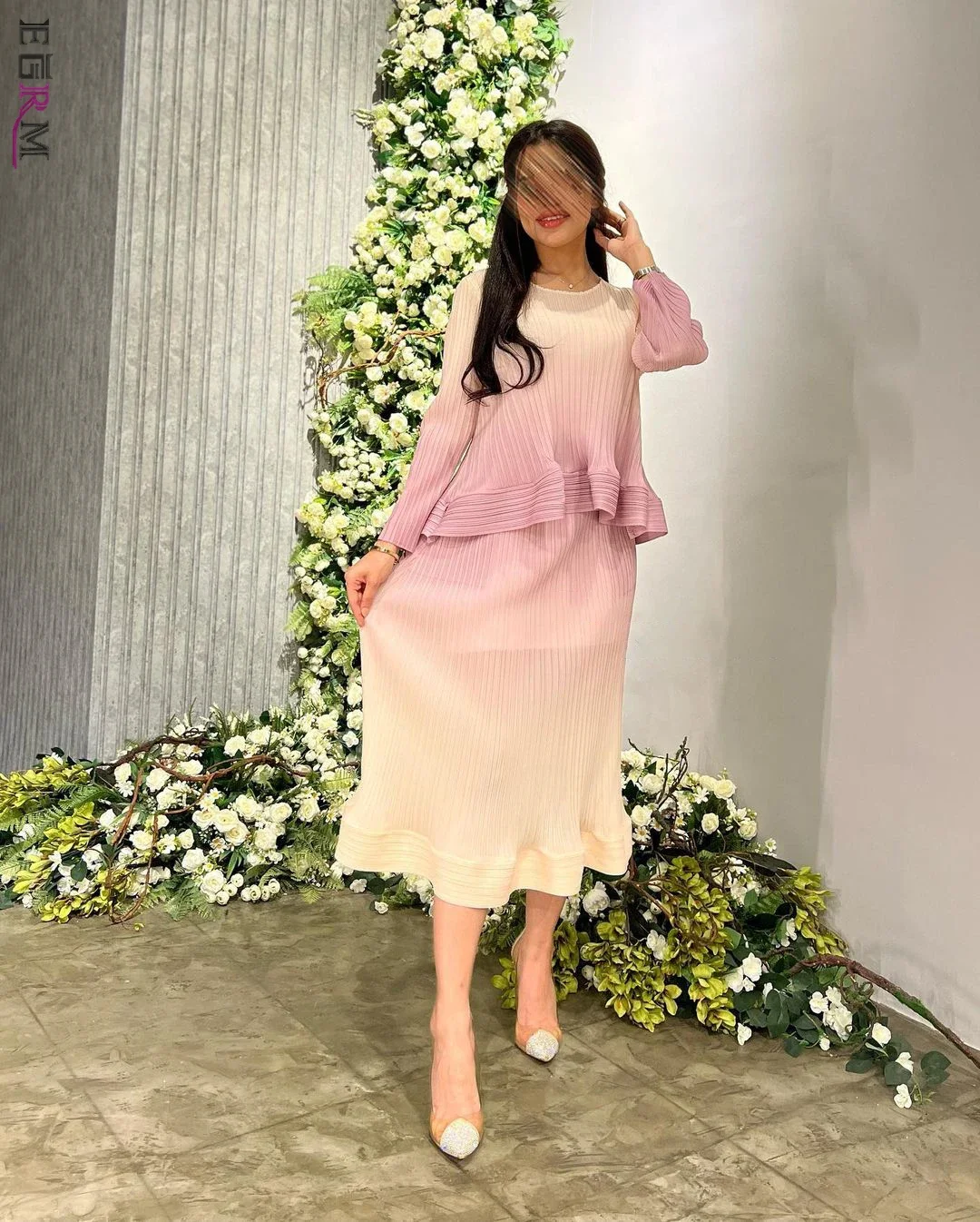 Женский комплект EGRM Miyake элегантный из двух предметов с градиентной юбкой средней