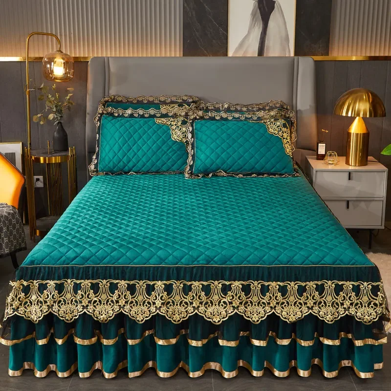 

Ai·Winsure бархатное покрывало с золотой вышивкой