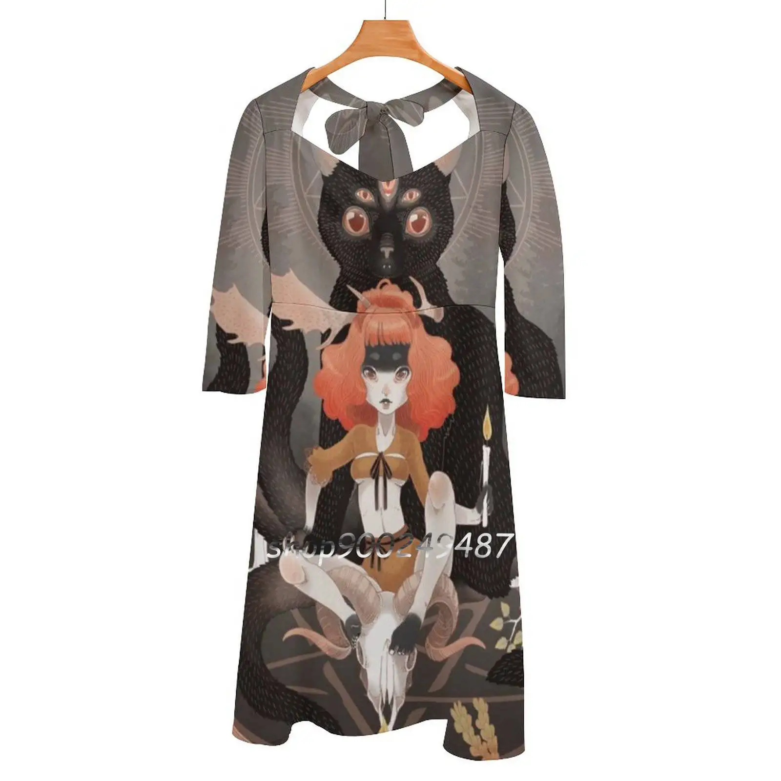 

Платье с квадратным вырезом и принтом «Ночь ведьмаков»