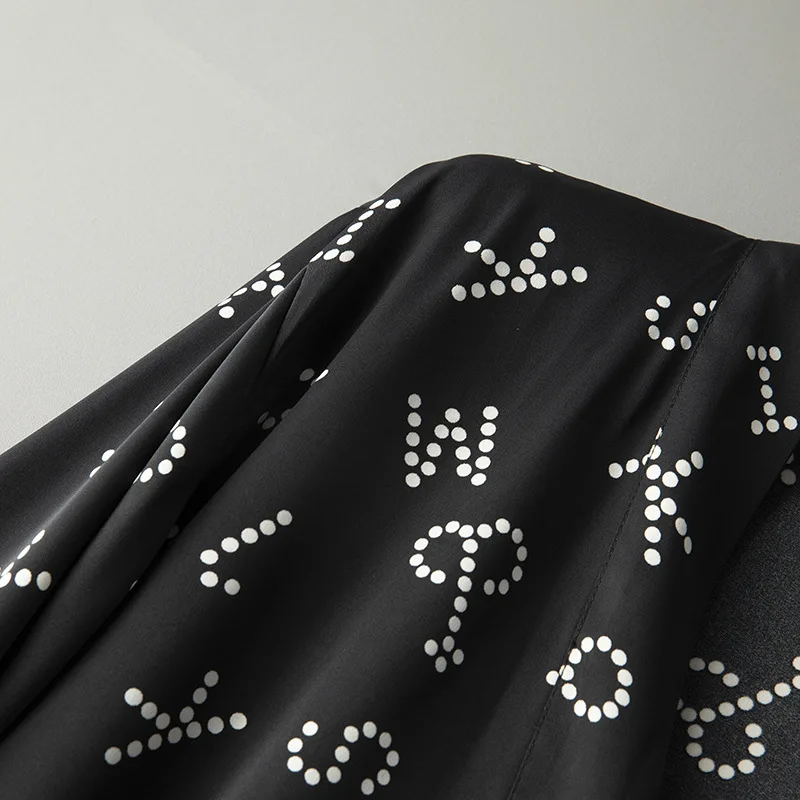 Silk pajamas women's spring, summer and autumn sexy suspenders three-piece set thin three-quarter sleeve loose home clothes