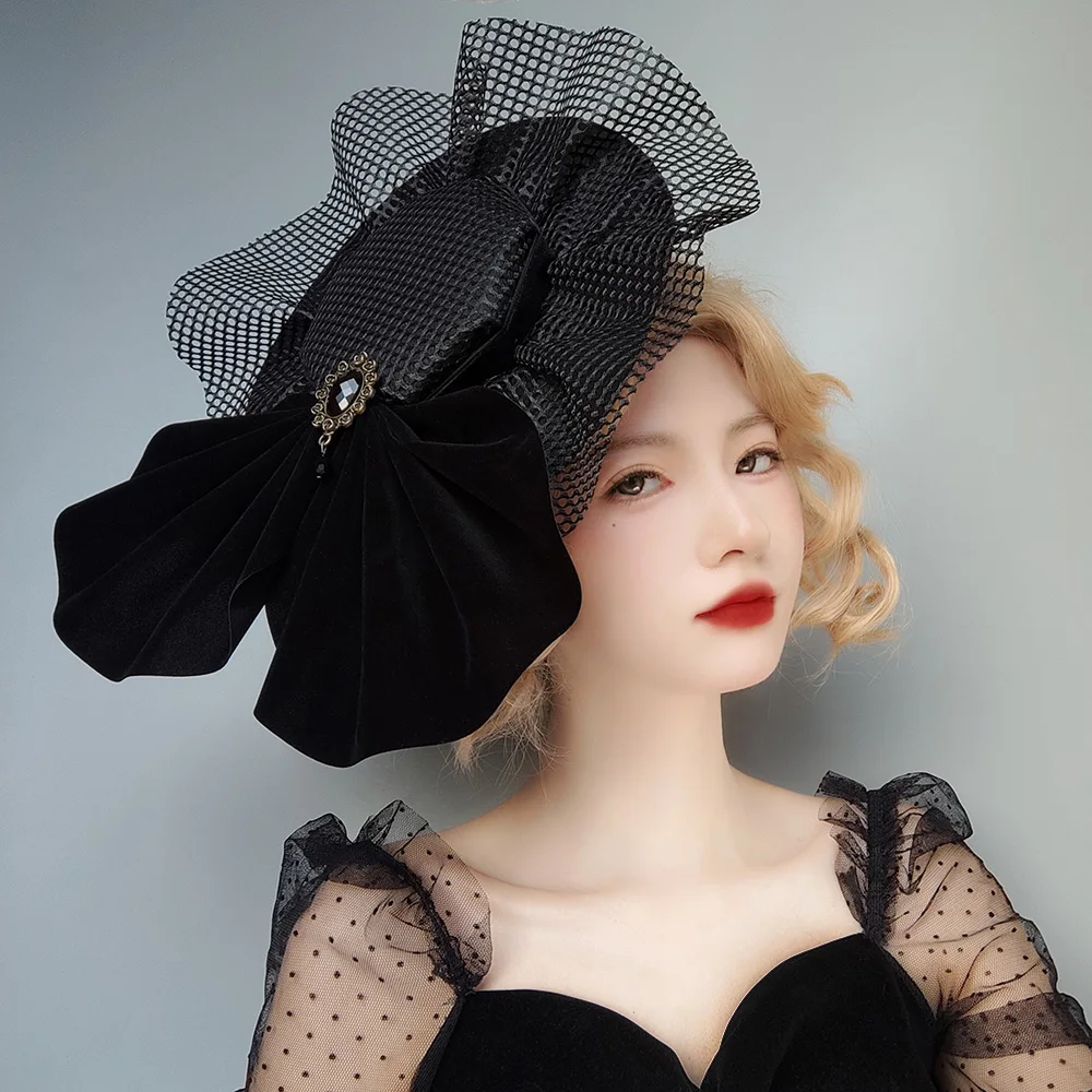 

YiYaoFa Handmade Women New Halloween Hair Accessories Black Masquerade Hat Witch Ghost Cosplay Accessories Church Party FJ-222