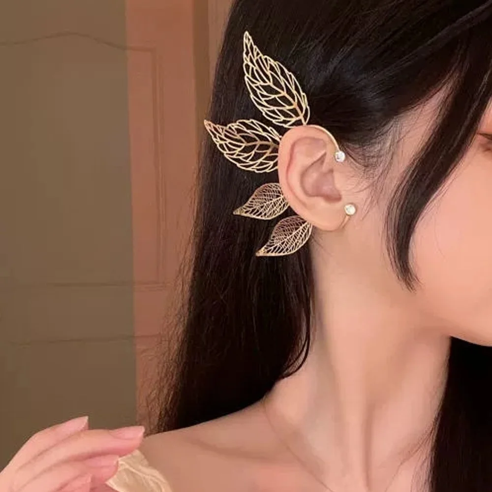 

1 Pc Chic Elf Ear Cuff Maple Leaf Hollowed Zircon Leaf Cosplay Fairy Earring Clips for Women Girls Wedding Ear Cuff Jewelry