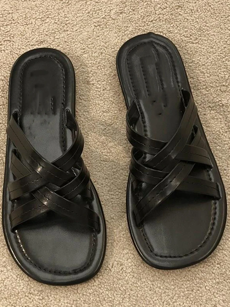 

Пляжные женские шлепанцы на плоской подошве, модные повседневные сандалии, летняя новая мягкая обувь 2022, сексуальные шлепанцы с открытым но...