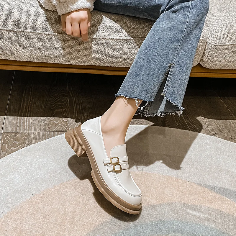 2023 Spring Thick Soled Loafers Women's Retro British Style Leather Shoes Women's Loafers Large Size 41 To 43 Round Toe Med Heel