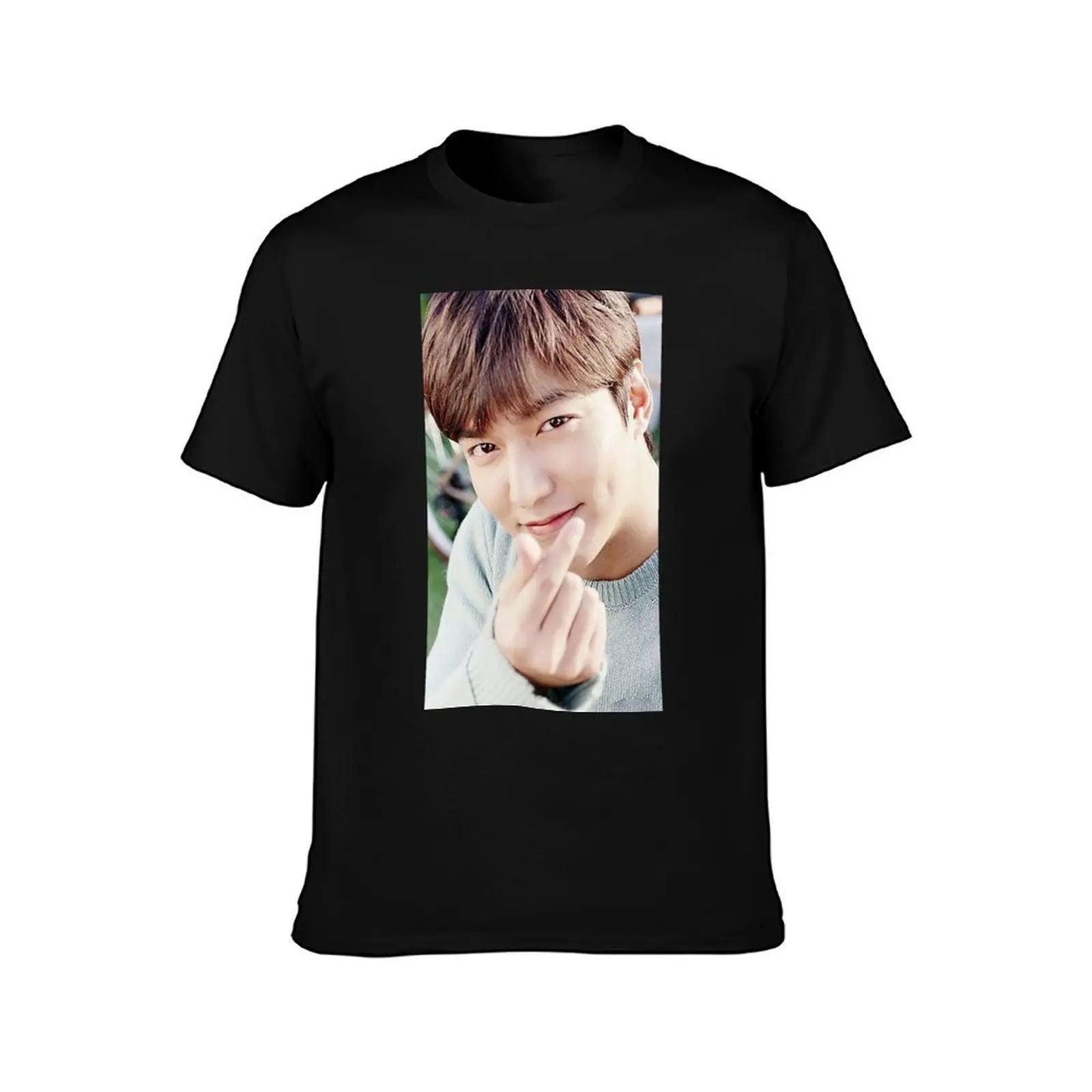 Фото Футболка Lee Min Ho Love, дышащая, легкая, летняя, повседневная. №2