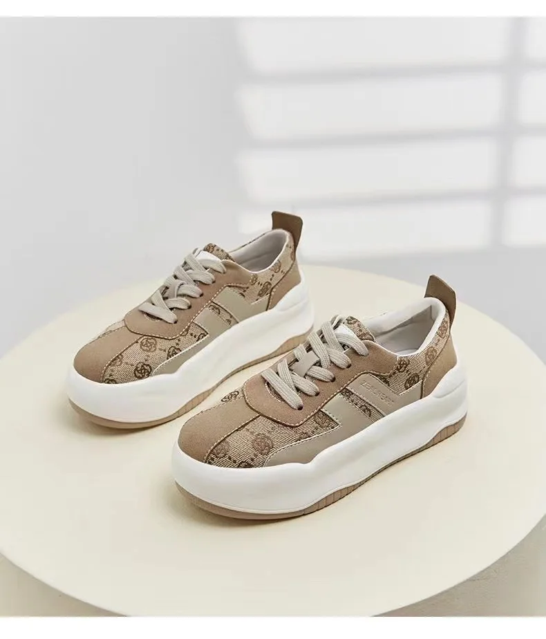 Luxury leather casual shoes Lightweight vintage sports shoes Trendy thick soled white shoes