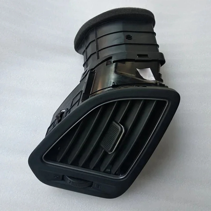 Рамка розетки кондиционера переменного тока на передней приборной панели для