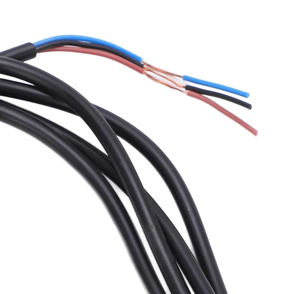

TL-Q5MC1-Z Proximity Sensor Switch TLQ5MC1Z 10-30VDC 2m Cable For 3D Printer Industrial Electronic Equipment Applications