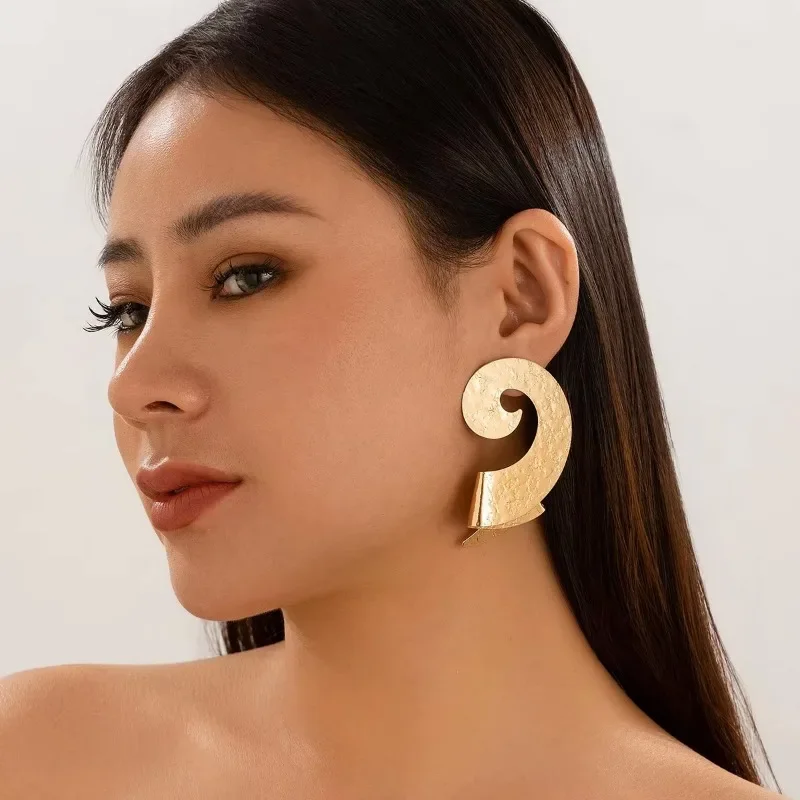 Fashion Gold Double Layer Fold Fan Shape Stud Earrings Silver Irregular Spiral Earring for Women Beach Prom Jewelry Gift