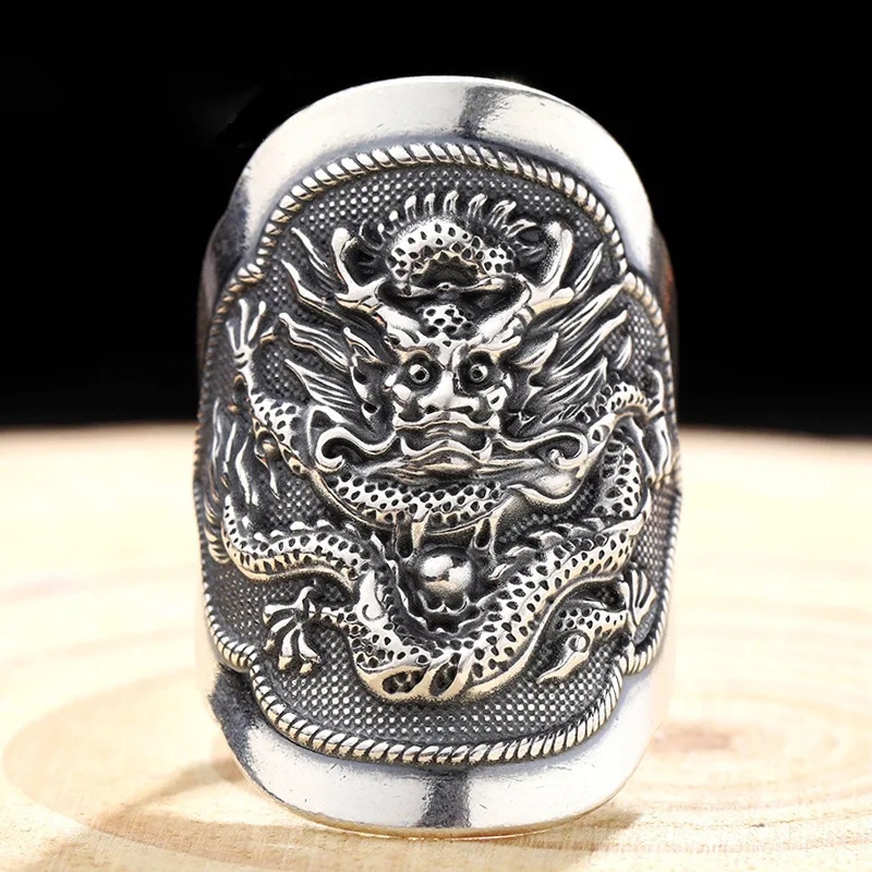 

Domineering Dragon Ring Male Jewelry Vintage Exquisite Carving Animal Ring For Men Boyfriend Gift