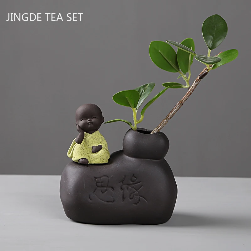 

Креативные украшения для чая из фиолетовой глины, маленькая фигурка монаха ручной работы, чайный поднос, дзен, декоративная ваза для гидроп...