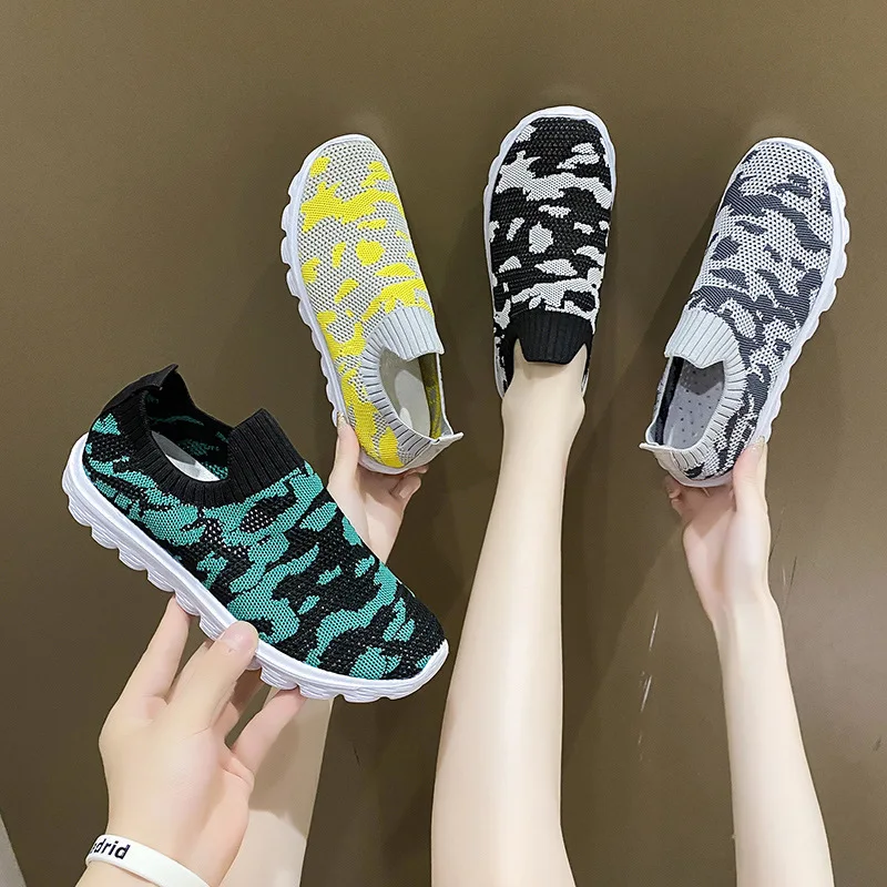 

Hot Selling Large Size Flying Woven Breathable Flat Shoes Women Light Set Foot Color Matching Loafers Casual Lazy Sneakers Women