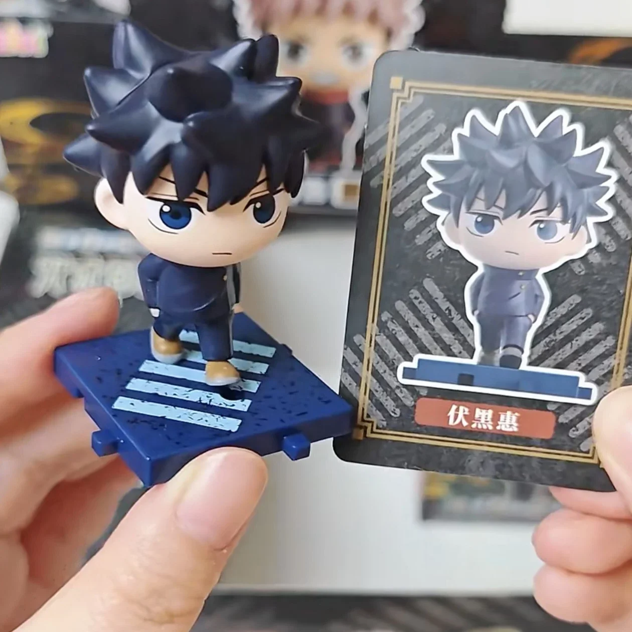 Фото Горячая распродажа: Jujutsu Kaisen V2 Original Stride Walk Series Blind Box — Фигурка Сатору Годжо, аниме-кукла, настольное украшение, игрушка, подарок №3