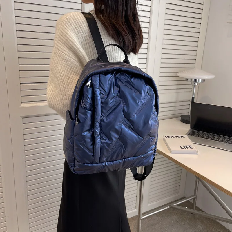 

Женский рюкзак, модная нейлоновая сумка для женщин, зима 2022, корейские большие школьные рюкзаки для девочек, роскошные Брендовые женские су...