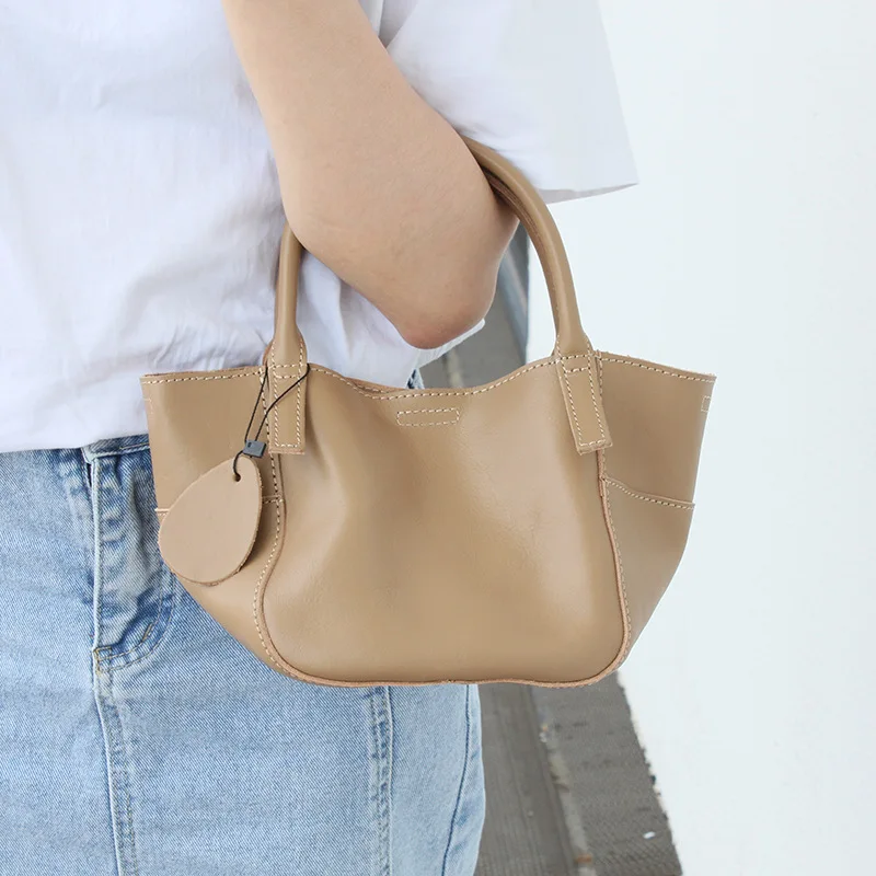 EUMOAN Women's Retro First Layer Leather Handbag Literary Shoulder Messenger Bag Vegetable Basket Bag