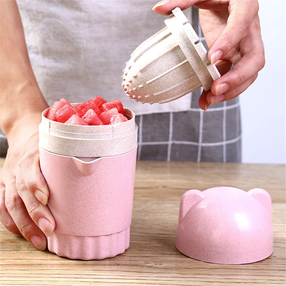 

Multi-Functional Fruit Juicer Portable Orange Juice Lemon Watermelon Wheat Straw Dual-Use Manual Juicers Kitchen Tools Gadgets