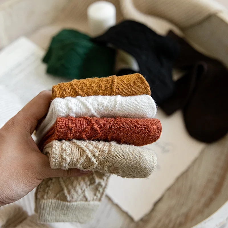 New Dark Flower Wool Socks for Women Japanese Solid Color Embossed Women's Middle Tube Socks Fashion Warm Women's Socks Kawaii