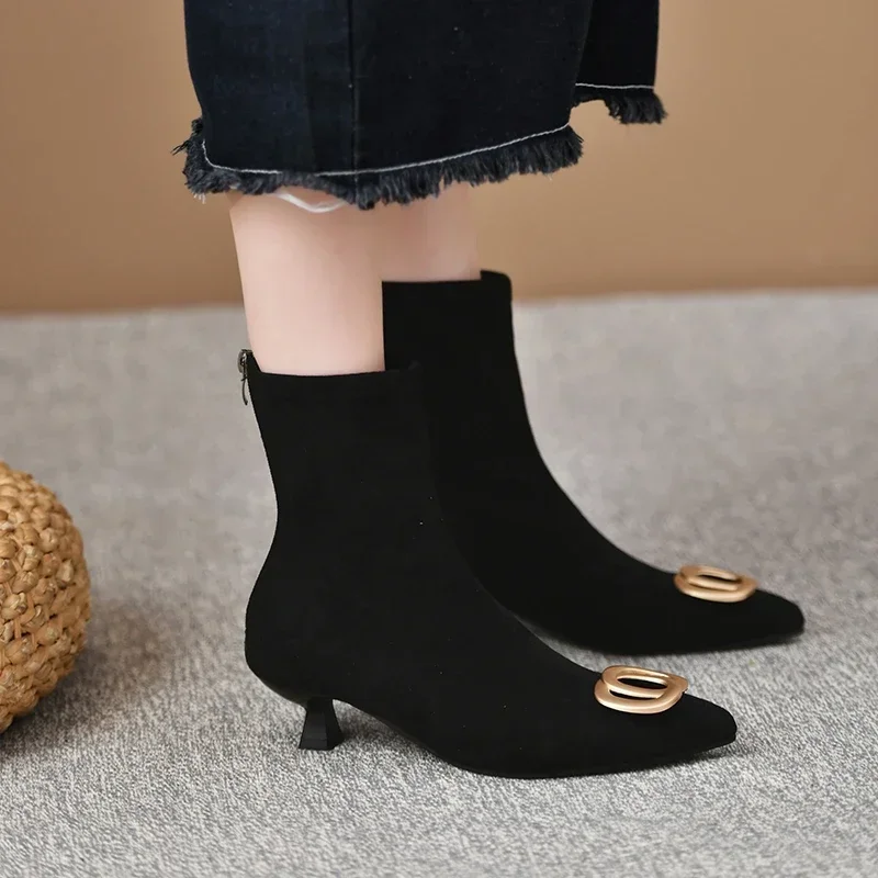 Женские эластичные тонкие ботинки на высоком каблуке с острым носком модные