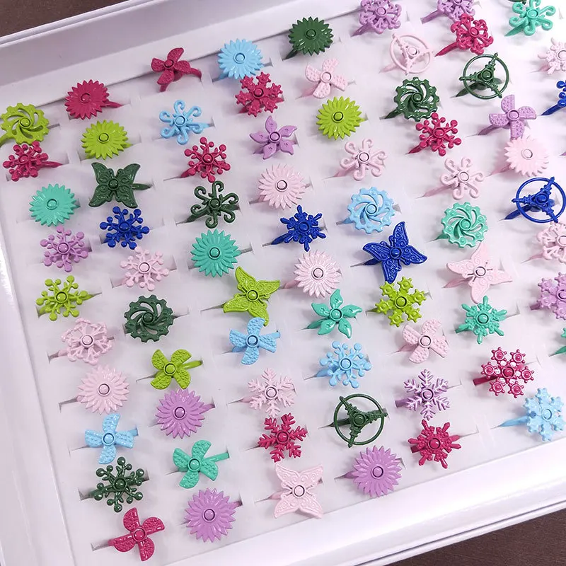 

20/30Pcs/Lot Rotatable Rings Children Student Accessories Boy and Girl Rotate Cute Cool Charm Jewelry Gift Windmill Snowflake