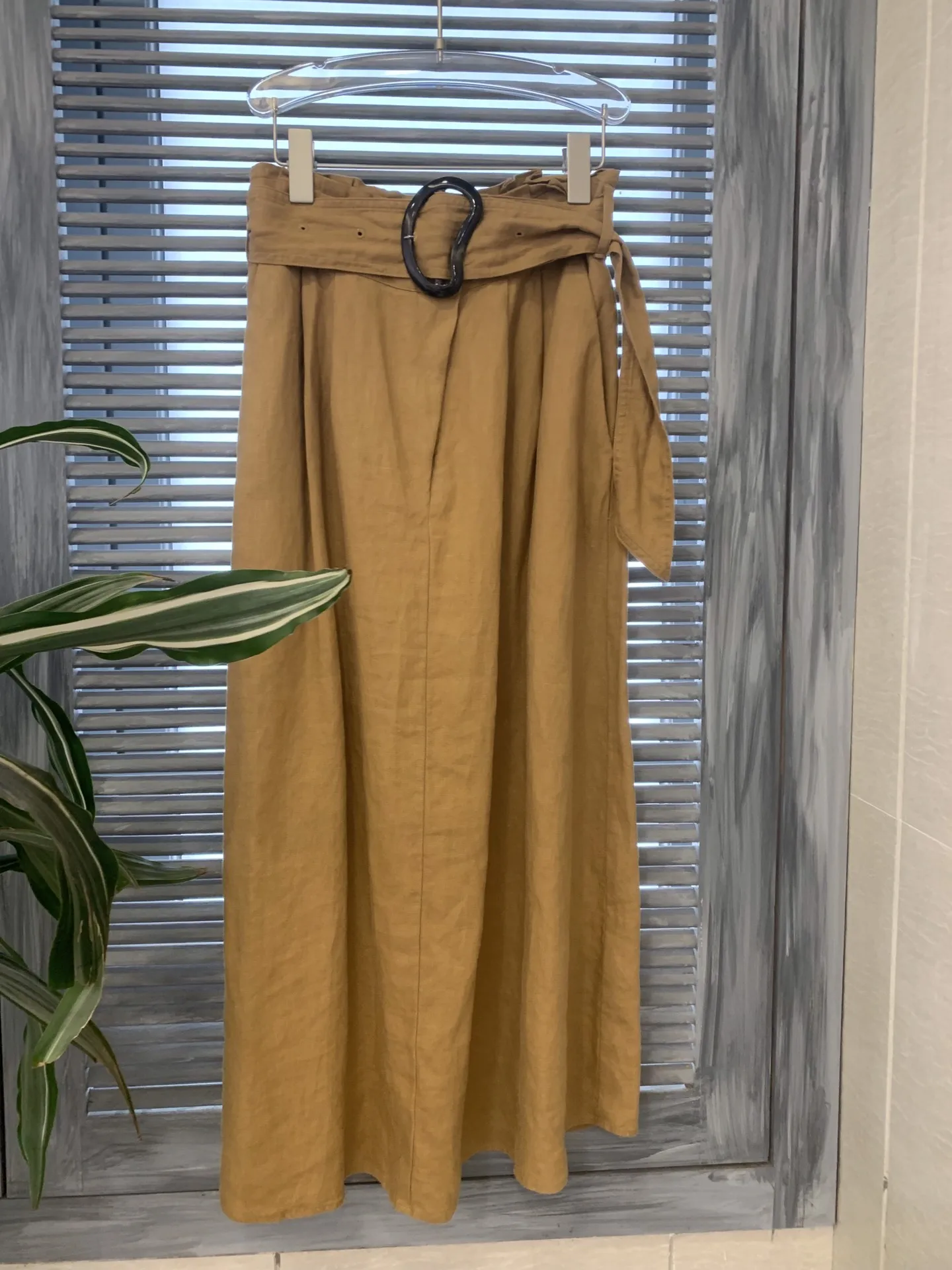 

New flax flower bud half skirt
