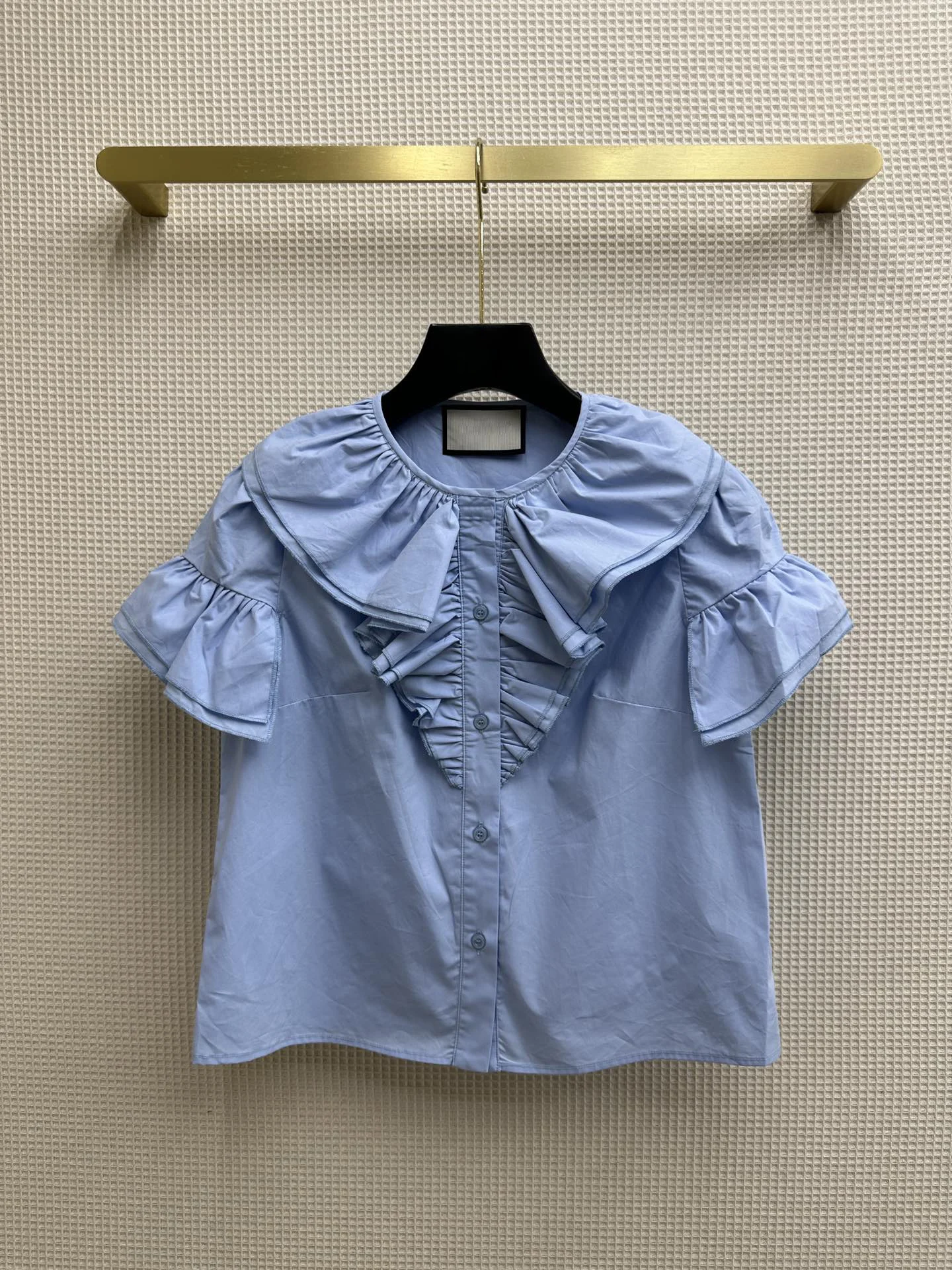 

Spring and summer new ruffled silk shirt ruffled neckline super age reduction overall rich layer6.13