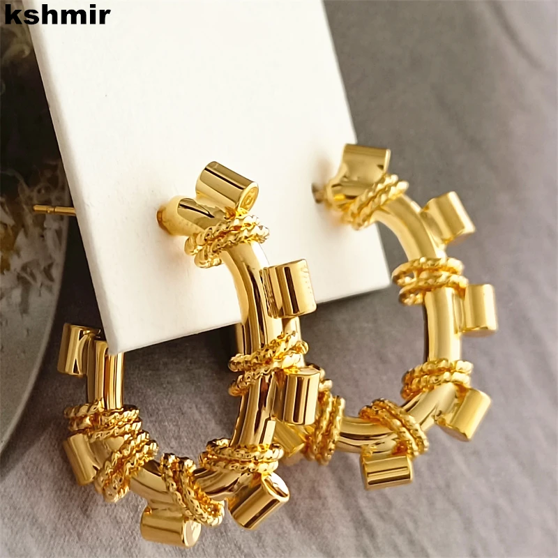 

kshmir GoldG shaped metal earrings female summer INS niche design sense advanced unique temperament stylish atmosphere earrings