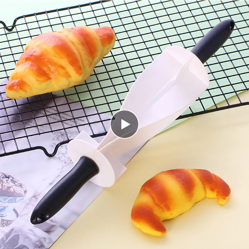 

круассана Хлебное колесо Тесто Кондитерские изделия Нож для резки Пластиковый роликовый резак Выпечка Кухонные принадлежности Инструмент...