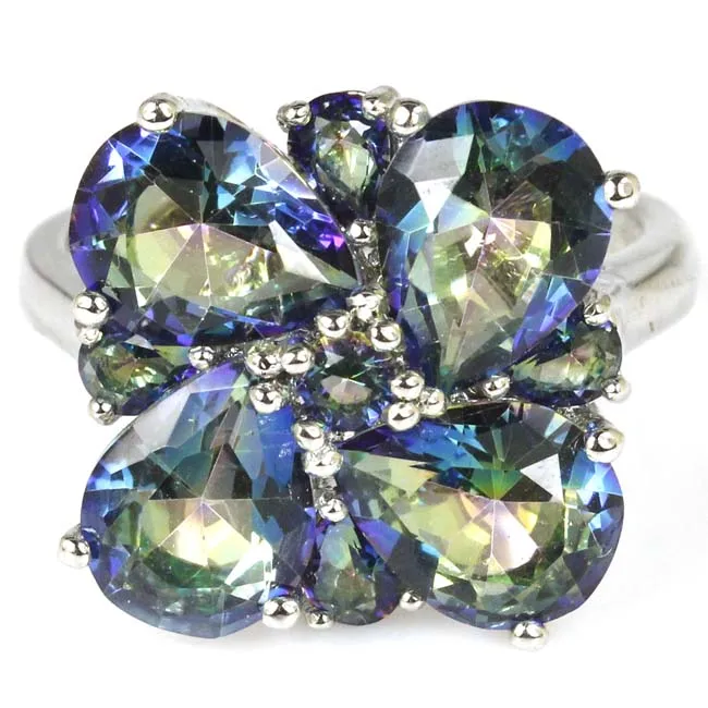 

Женское кольцо из серебра 925 пробы с фианитом