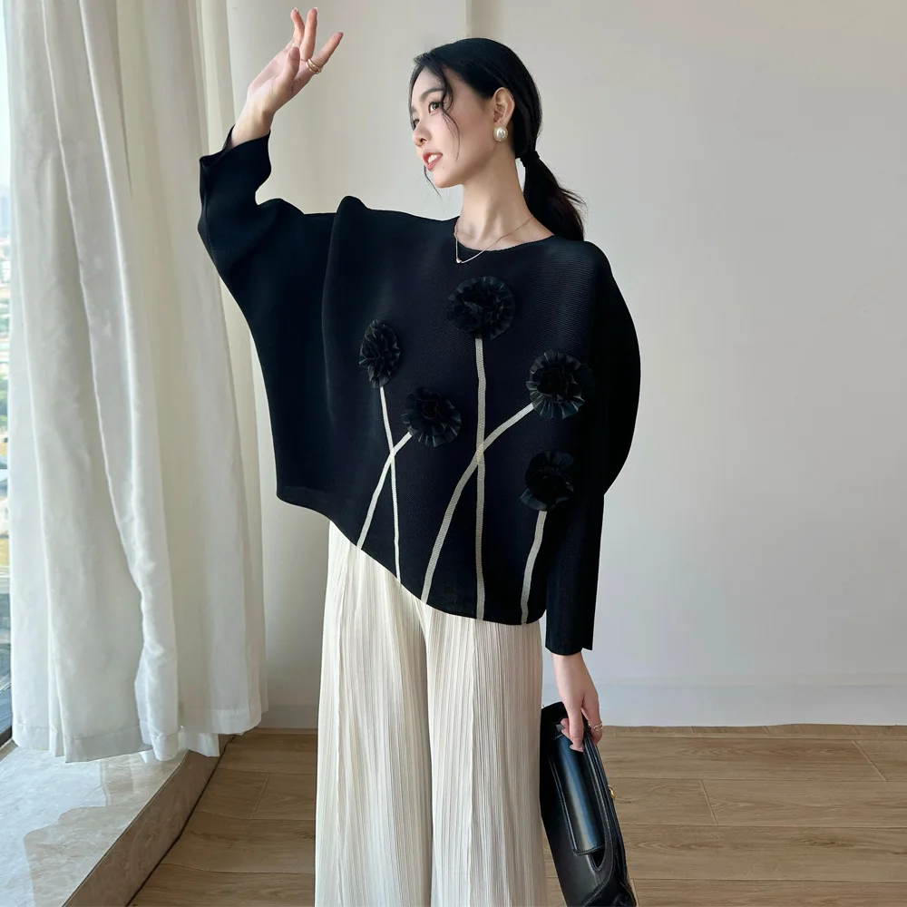 Miyake однотонная плиссированная футболка с круглым вырезом и трехмерным цветочным дизайном, весна 2022, новые универсальные топы с длинными рукавами «летучая мышь» (art.: 3920ccd04ea8e) - 3920ccd04ea8e