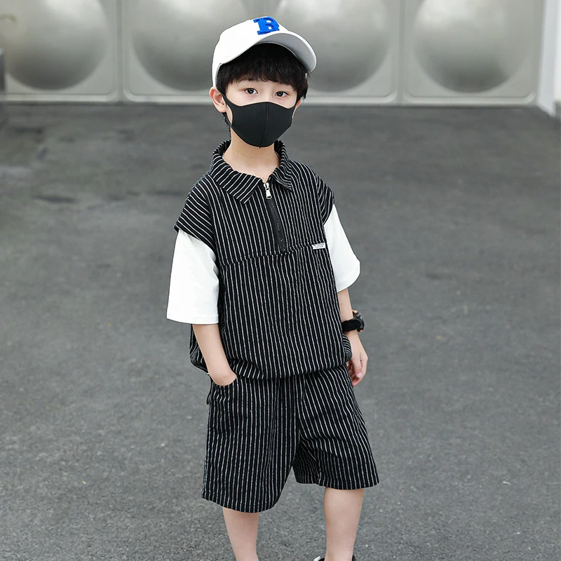 

Футболка и шорты для мальчиков, на возраст 6-14 лет