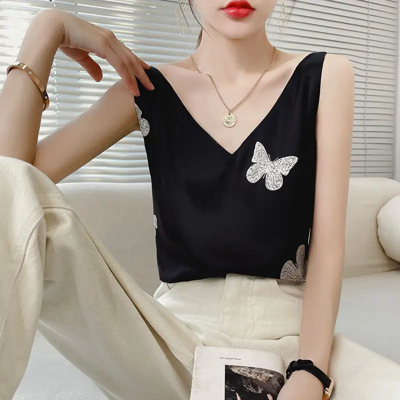 

New 2022 Strap Top Women Sexy Halter V Neck Sleeveless Vest Soft Tank Tops Underwear Plus Size Camisole Female