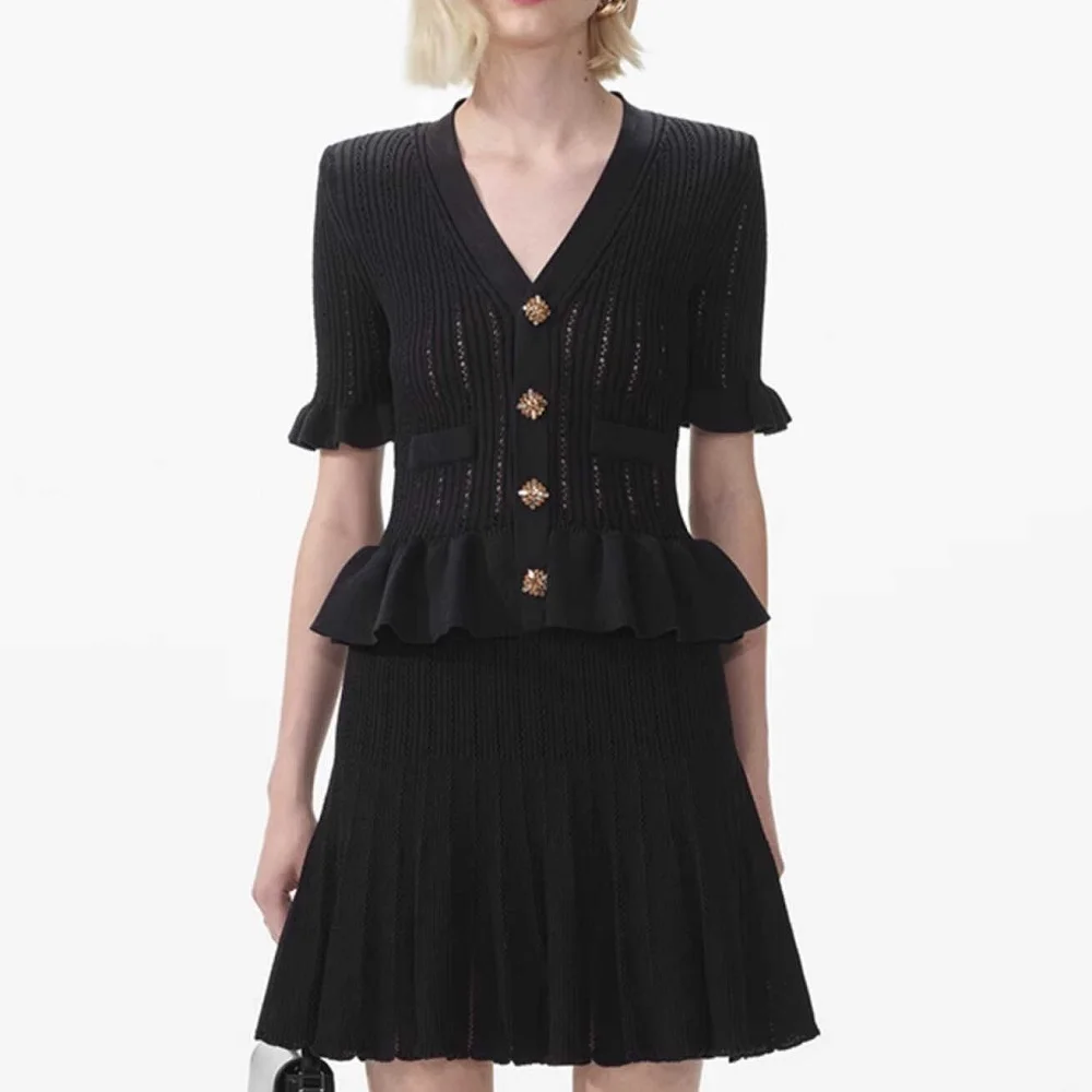 Женское трикотажное платье Traf-mini с ромбовидными пуговицами качественная одежда