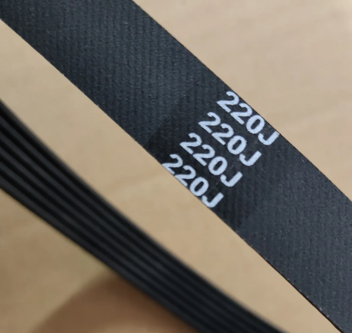 

Приводной ремень резиновый для беговой дорожки