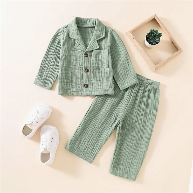 

2 шт., рубашка с длинным рукавом, на пуговицах и брюки