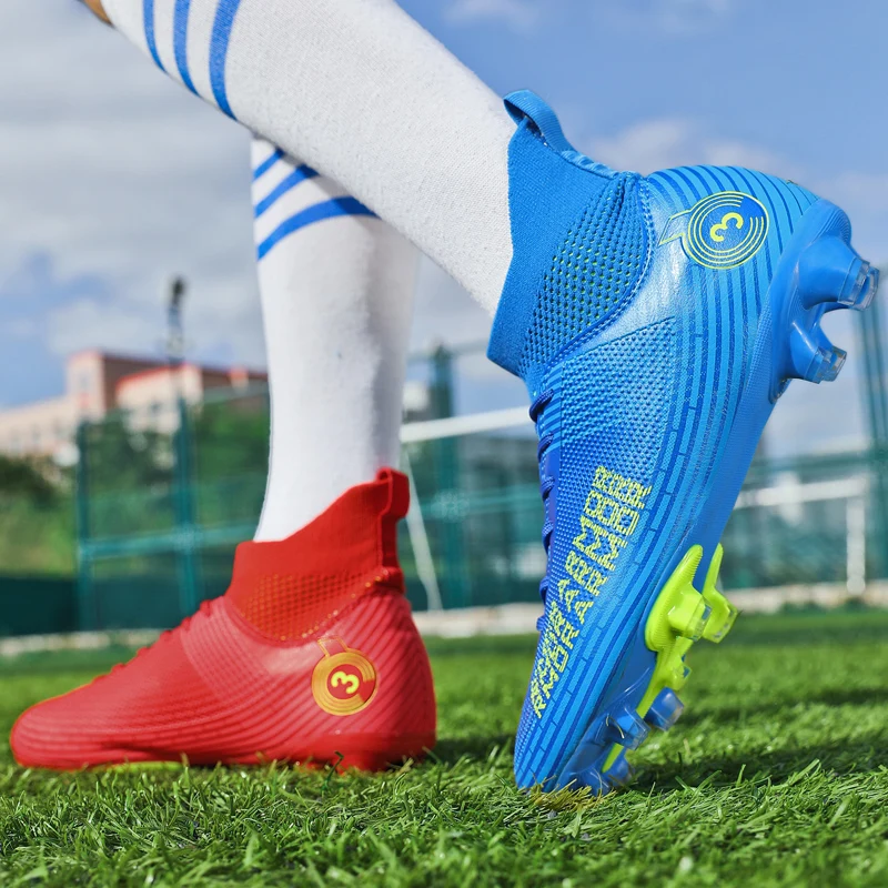 QQ-4000 Ultralight Mens Soccer Shoes Non-Slip Turf Soccer Cleats for Kids TF/FG Training Football Boots Chuteira Campo 34-48