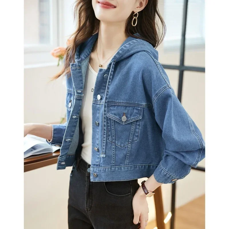 Повседневная укороченная джинсовая куртка осень 2023 новинка свободного кроя с
