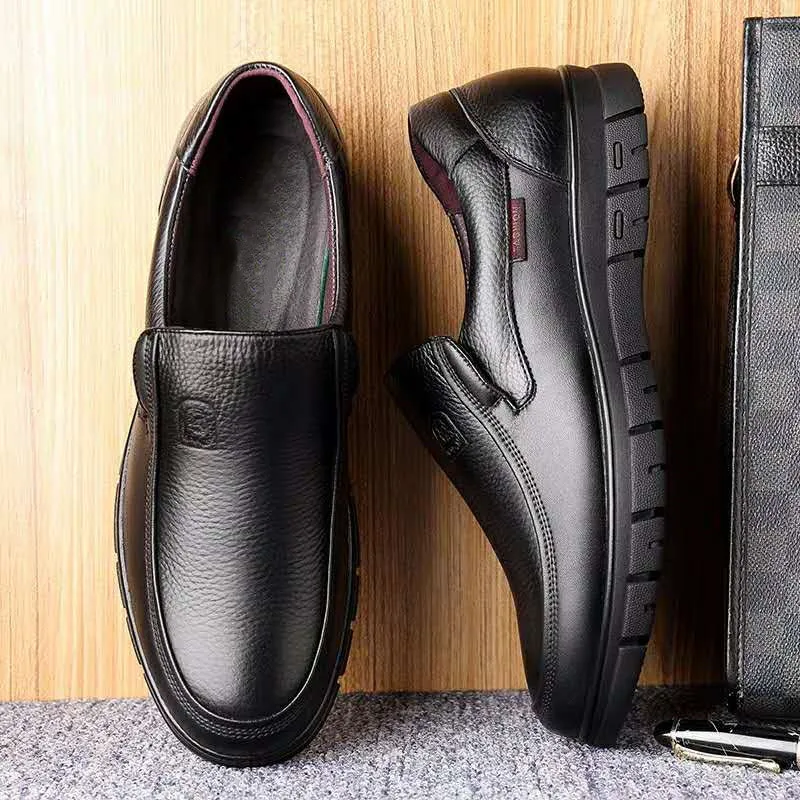 

Fashion Men's real leather toe leather soft Non-slip rubber loafers men's casual real leather Casual business shoes Work shoes