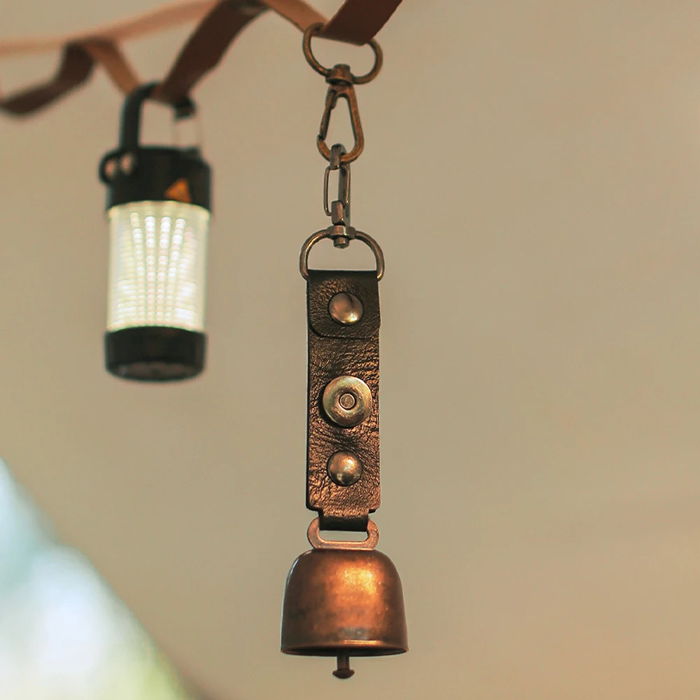 

Retro Style Small Pendant Hook Design Outdoor Ornament Animal Pets Supplies Metal Bell Pendant Fashion for Atmosphere Decoration