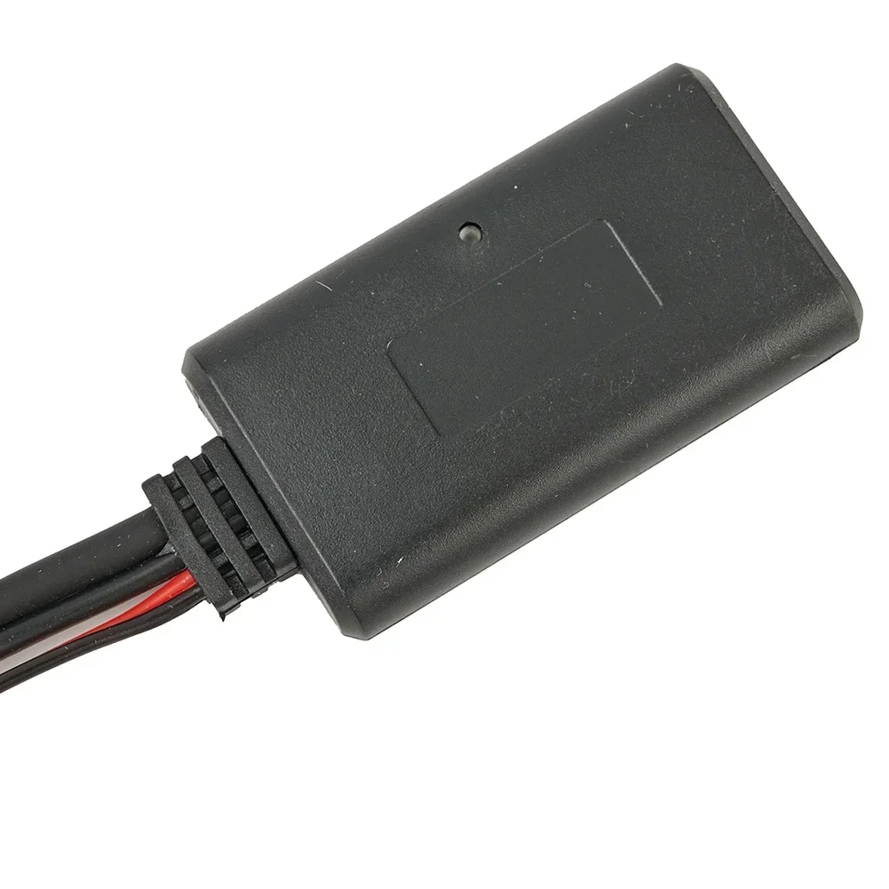 Наслаждайтесь четкой и музыкой в автомобиле с помощью совместимого