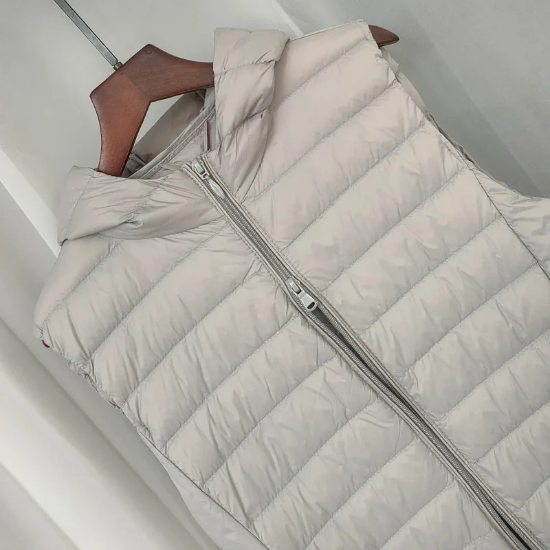 Женский пуховой жилет на утином пуху 0-10 ℃ Осень-зима 2024 модное Стеганое пальто