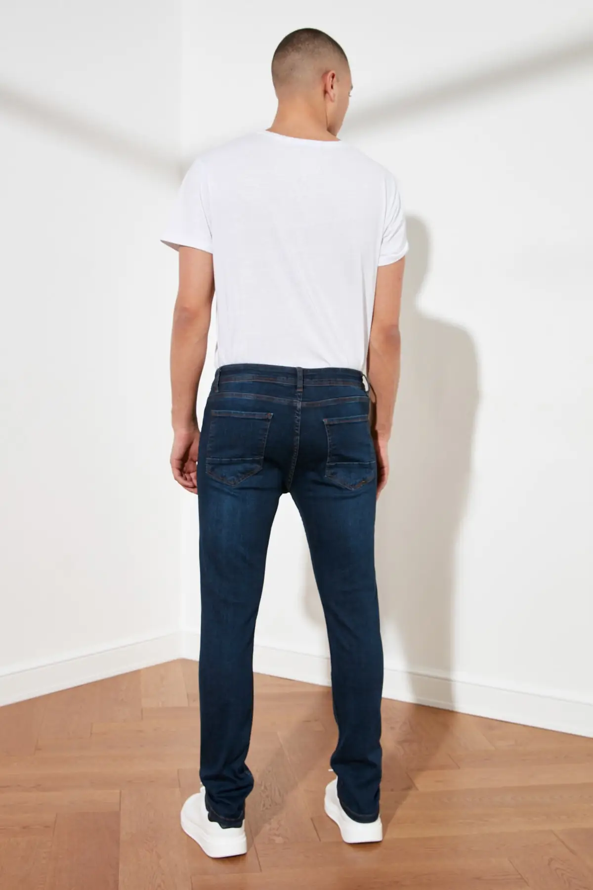 

Trendyol Male Destroylu Skinny Fit Jeans TMNSS21JE0205