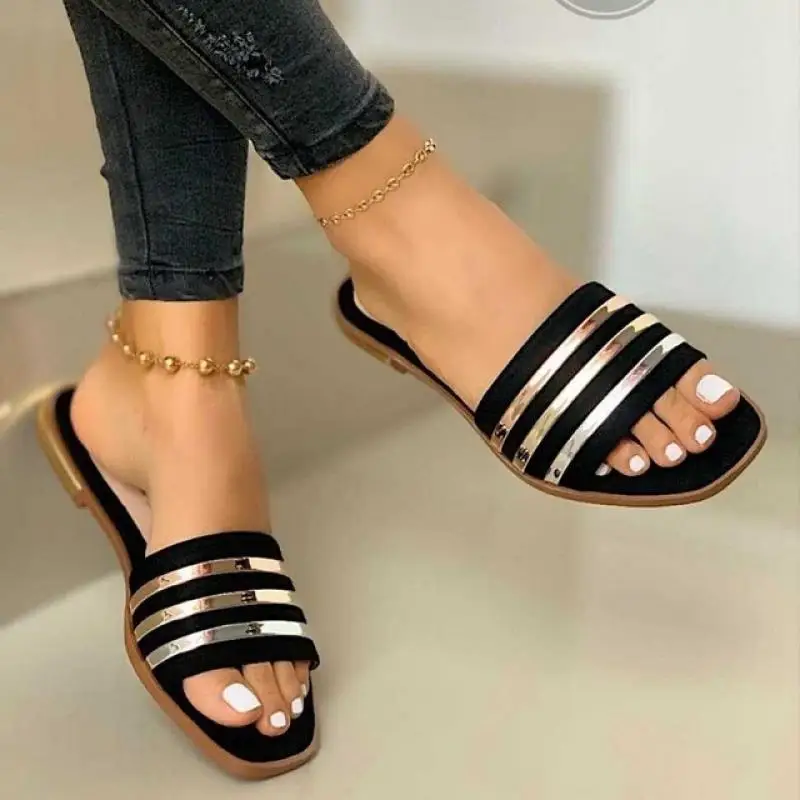 

2022 New Women Slippers Flats Casual Bright Summer Fashion Women Shoes Cross-Tied Outdoor Beach Ladies Solid Plus Size Sandal