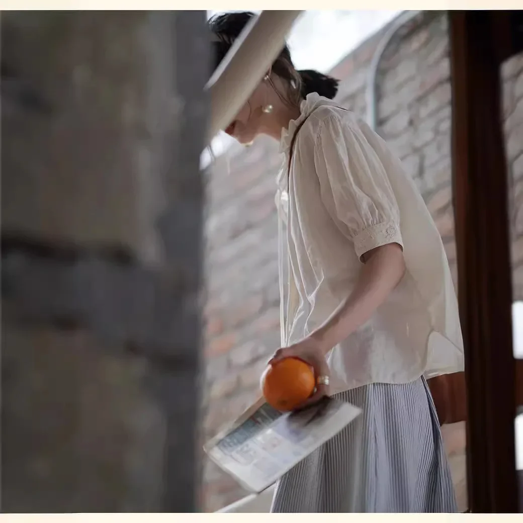 Винтажная элегантная вышитая хлопково-льняная блузка с пышными рукавами и