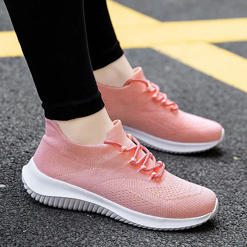 

Новинка, спортивная обувь для женщин Стразы, беговые теннисные кроссовки международного бренда, спортивная обувь на платформе, женские чер...